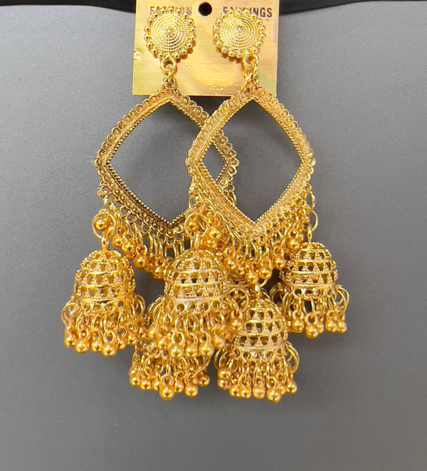 3 Jumki Square Golden jhumkas